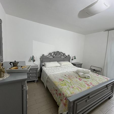 Апартаменты Casa Grazia Letojanni Mare Экстерьер фото